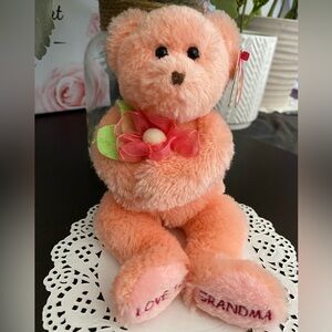 🌸 “DEAR GRANDMA” RETIRED TY BEANIE BABY BEAR. DATED 2006! MWMT! APPROX 8”